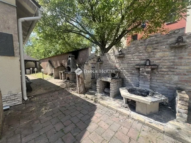 Eladó ház Szeged 171 nm