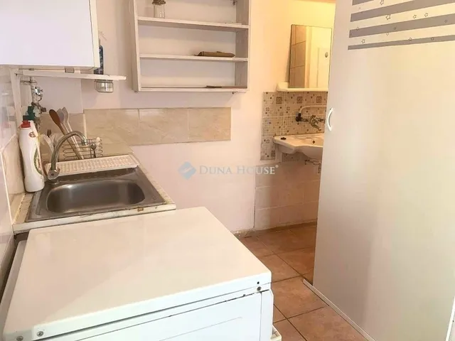 Eladó ház Szeged 42 nm