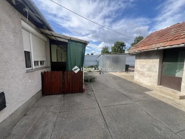 Eladó ház Szeged 92 nm