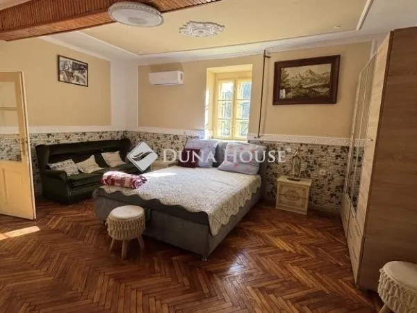 Eladó ház Szarvas 270 nm