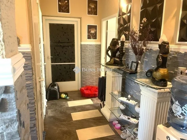 Eladó lakás Szeged 77 nm