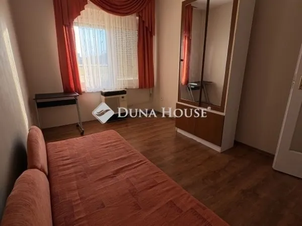 Eladó lakás Orosháza 67 nm