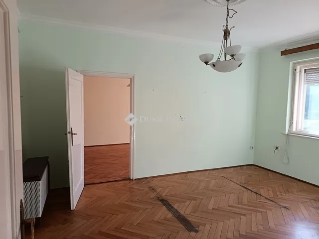 Eladó lakás Szeged 73 nm