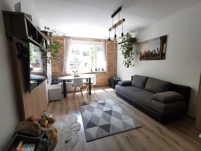 Eladó lakás Szeged 72 nm