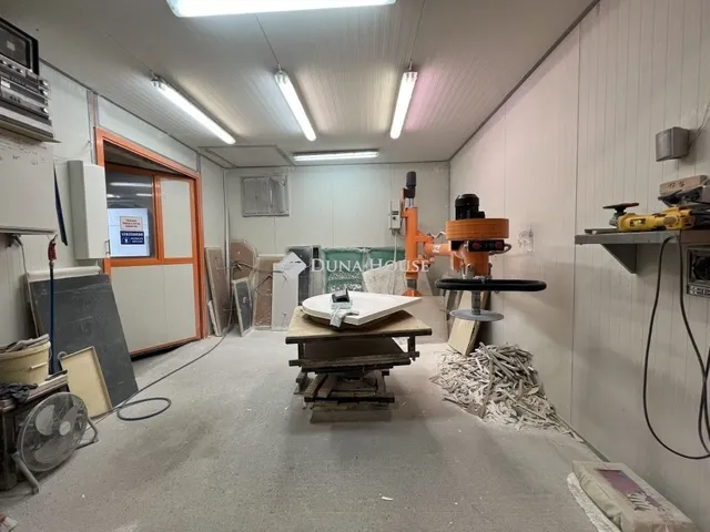 Eladó kereskedelmi és ipari ingatlan Szeged 981 nm