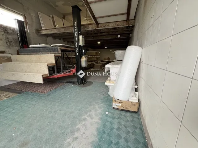 Eladó kereskedelmi és ipari ingatlan Szeged 981 nm