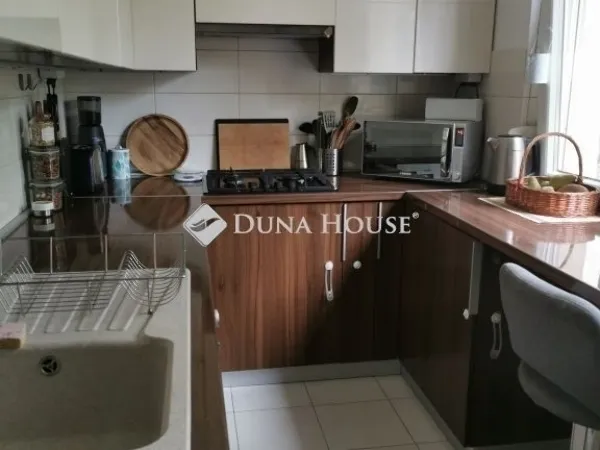 Eladó lakás Szeged 72 nm