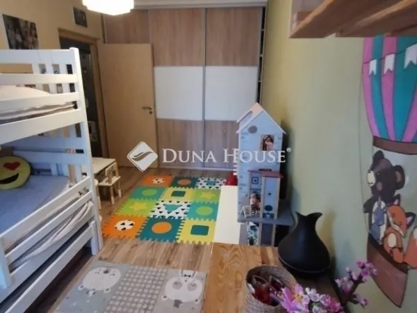 Eladó lakás Szeged 72 nm