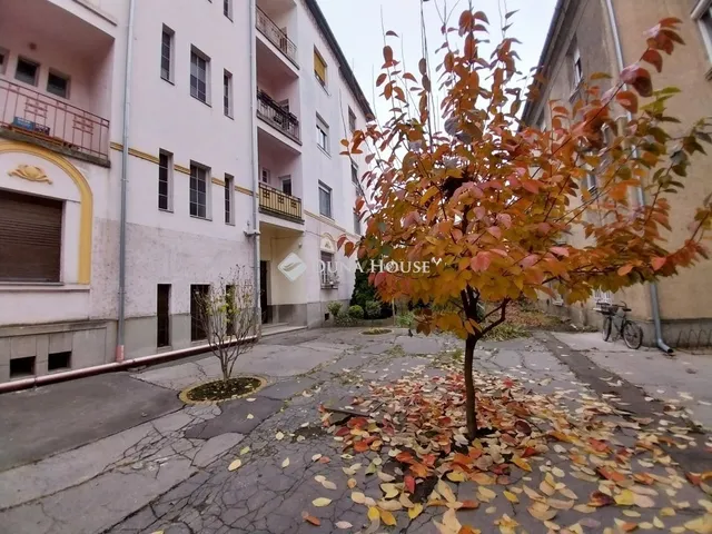 Eladó lakás Szeged 121 nm