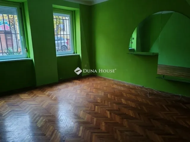 Eladó lakás Szeged 73 nm