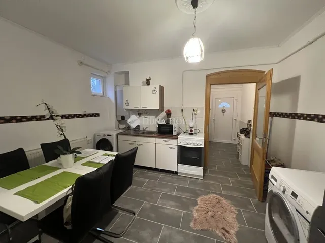 Eladó lakás Szeged 41 nm