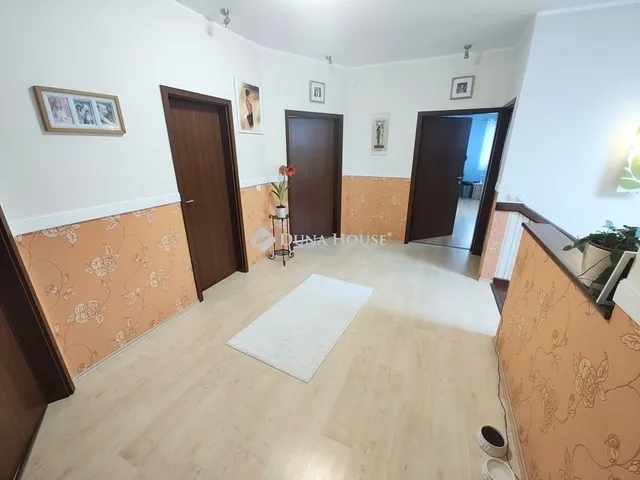 Eladó ház Szeged 186 nm