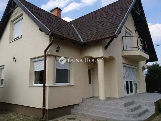 Eladó ház Szeged 180 nm