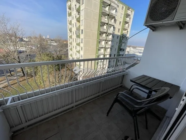 Eladó lakás Szeged 71 nm