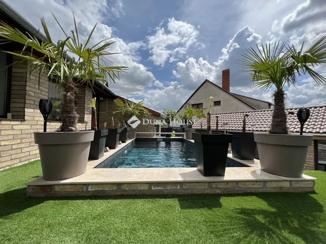 Eladó ház Baja 174 nm