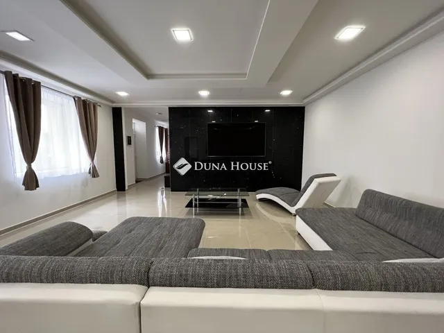 Eladó ház Baja 174 nm