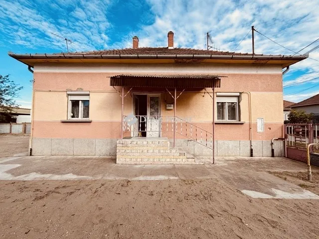 Eladó ház Sándorfalva 100 nm