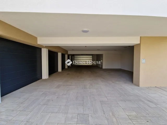 Eladó lakás Szeged 76 nm