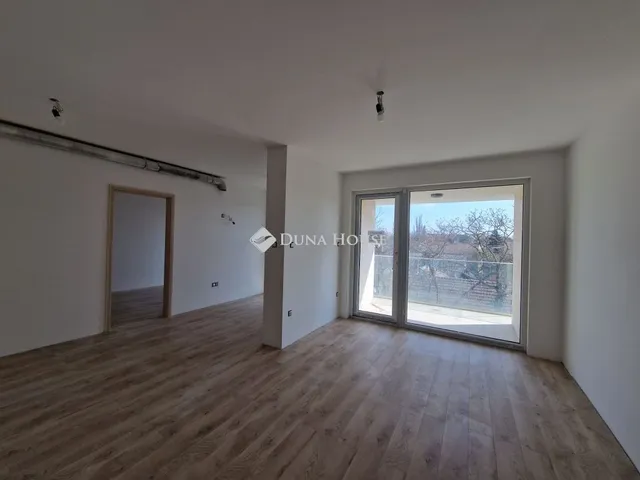 Eladó lakás Szeged 76 nm