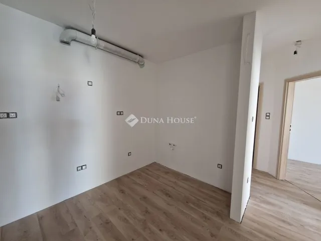 Eladó lakás Szeged 76 nm