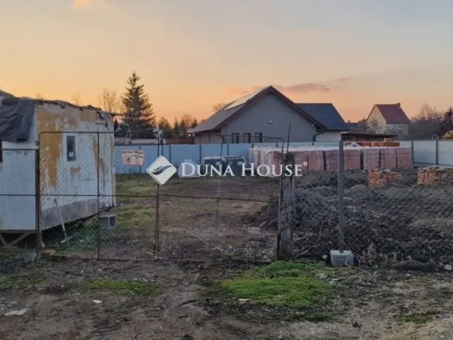 Eladó telek Szeged 403 nm