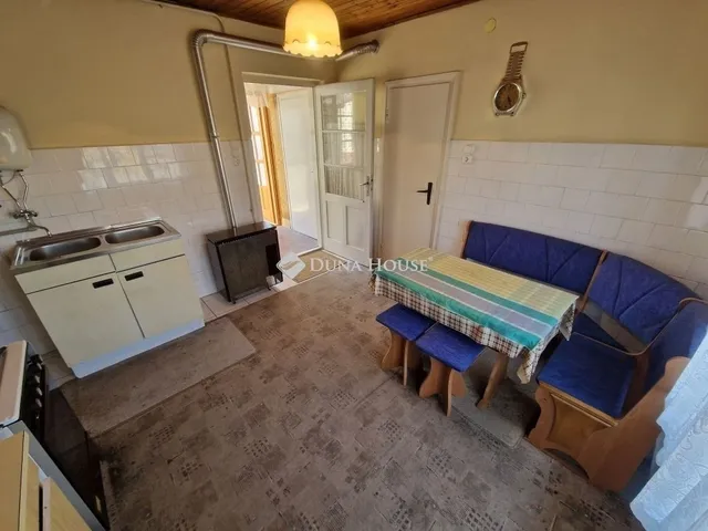 Eladó ház Baja 140 nm