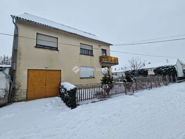 Eladó ház Baja 152 nm