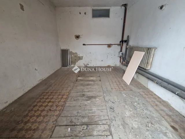 Eladó ház Baja 152 nm