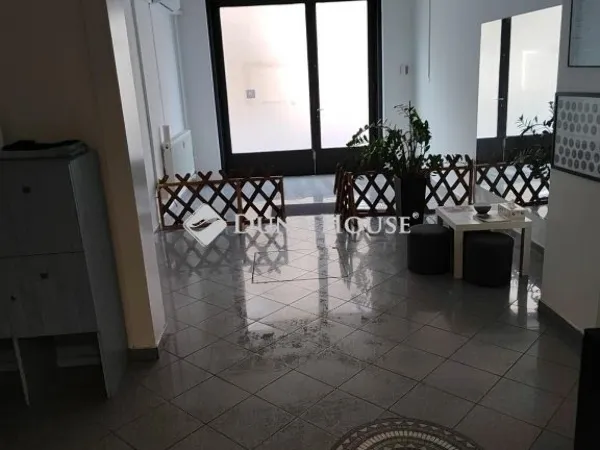 Eladó kereskedelmi és ipari ingatlan Szeged 270 nm