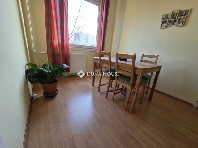 Eladó lakás Szeged 60 nm