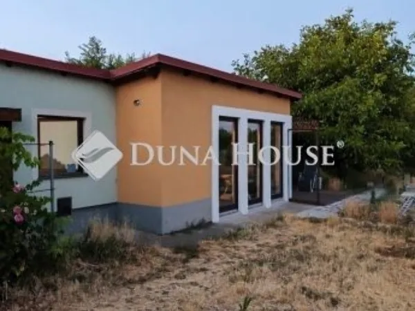 Eladó ház Kübekháza 90 nm