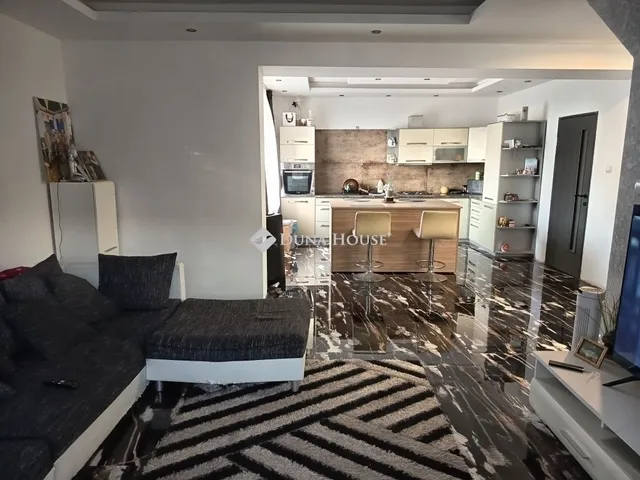 Eladó ház Makó 114 nm