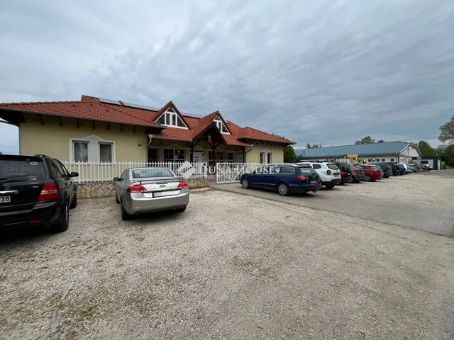 Eladó kereskedelmi és ipari ingatlan Kistelek 355 nm