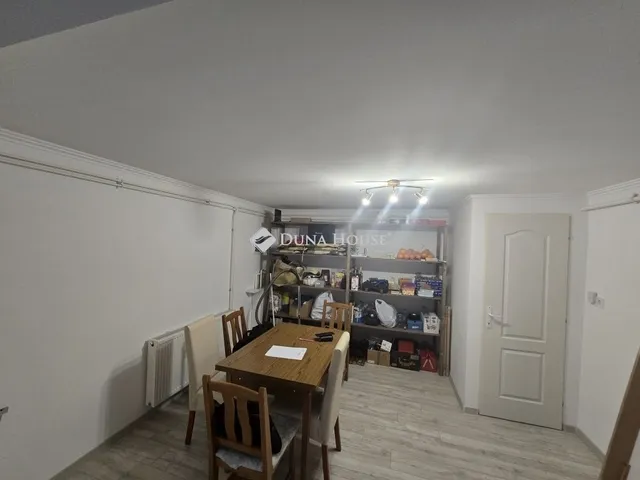 Eladó lakás Baja 100 nm