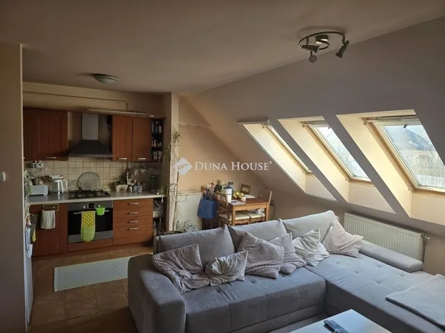 Eladó lakás Szeged 56 nm