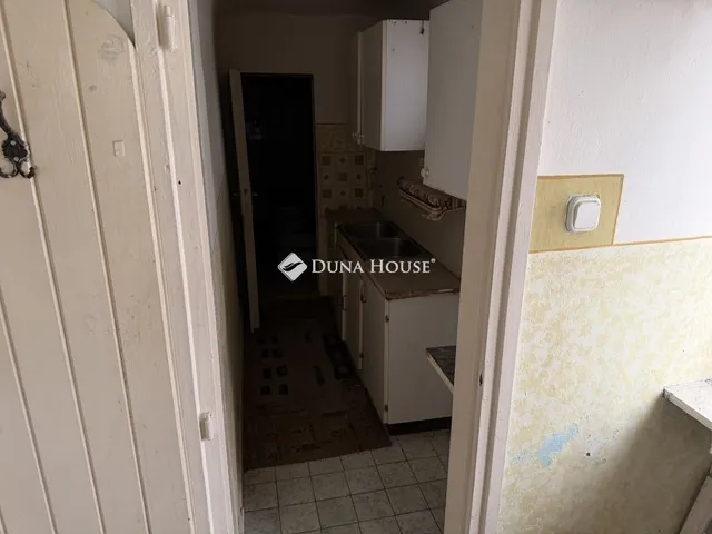 Eladó lakás Szeged 30 nm