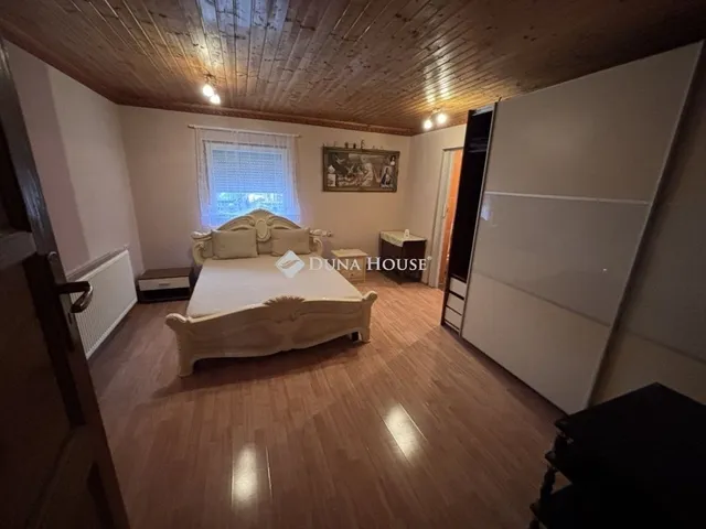 Eladó ház Baks 205 nm