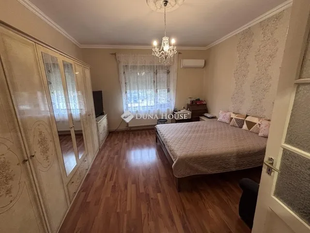 Eladó ház Baks 205 nm