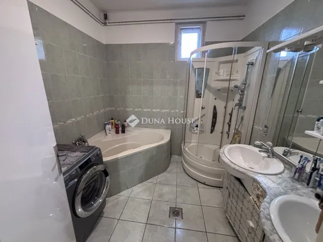 Eladó ház Baks 205 nm