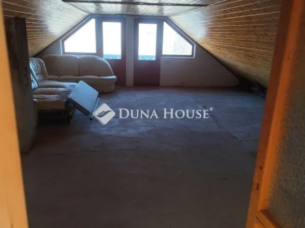 Eladó mezőgazdasági ingatlan Cserkeszőlő 92 nm