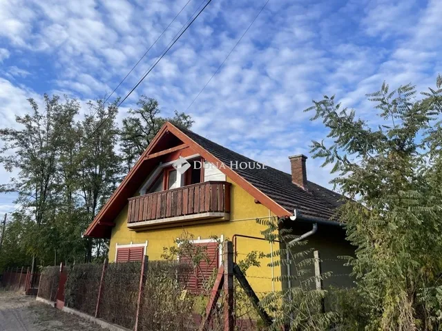 Eladó mezőgazdasági ingatlan Cserkeszőlő 92 nm