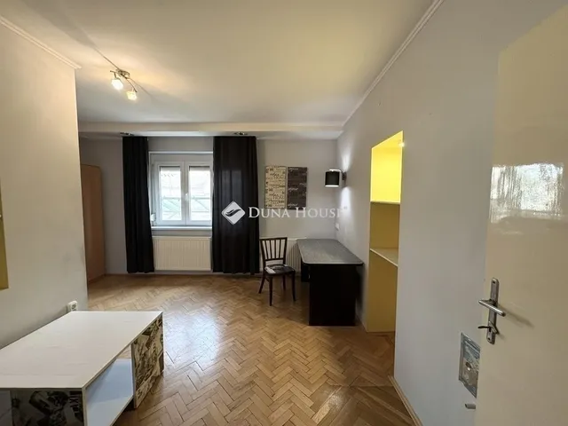 Eladó lakás Szeged 90 nm