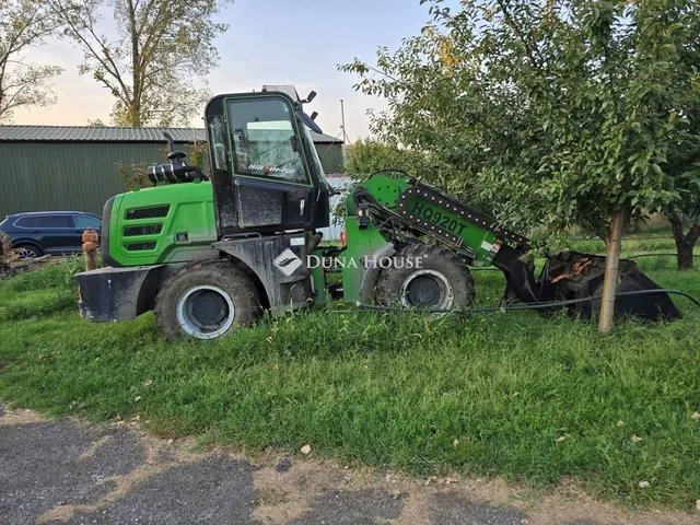 Eladó kereskedelmi és ipari ingatlan Hódmezővásárhely 27066 nm