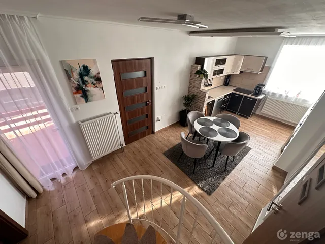 Eladó ház Szolnok, Szandaszőlős 115 nm