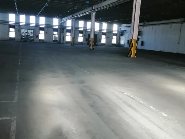 Kiadó kereskedelmi és ipari ingatlan Törökbálint, Raktárvárosi út 1-3 2149 nm