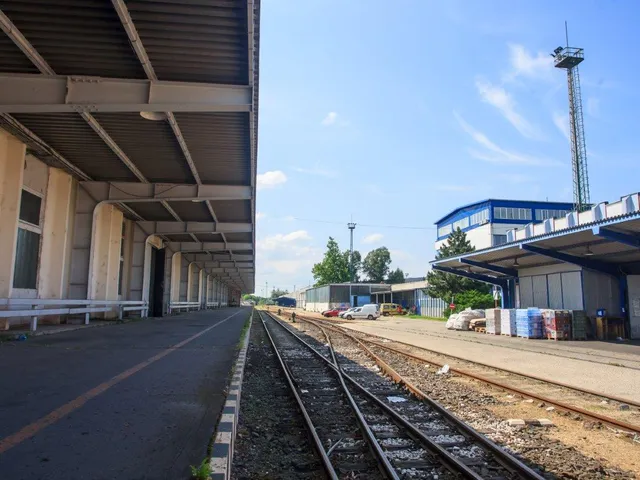 Kiadó kereskedelmi és ipari ingatlan Törökbálint, Raktárvárosi út 1. 2672 nm