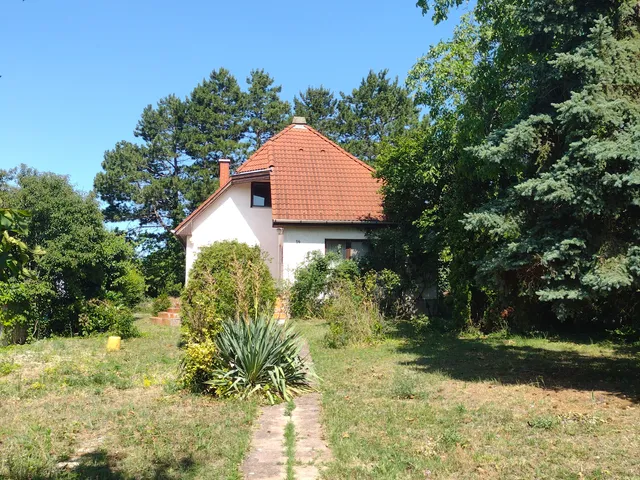 Eladó ház Balatonkenese 53 nm