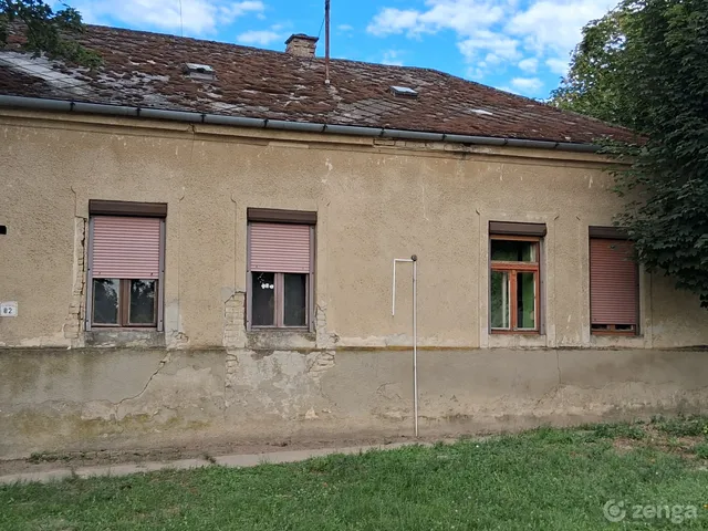 Eladó ház Mezőkomárom 144 nm