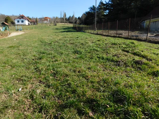 Eladó telek Cserszegtomaj 2375 nm