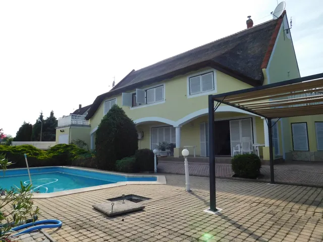 Eladó ház Révfülöp 400 nm